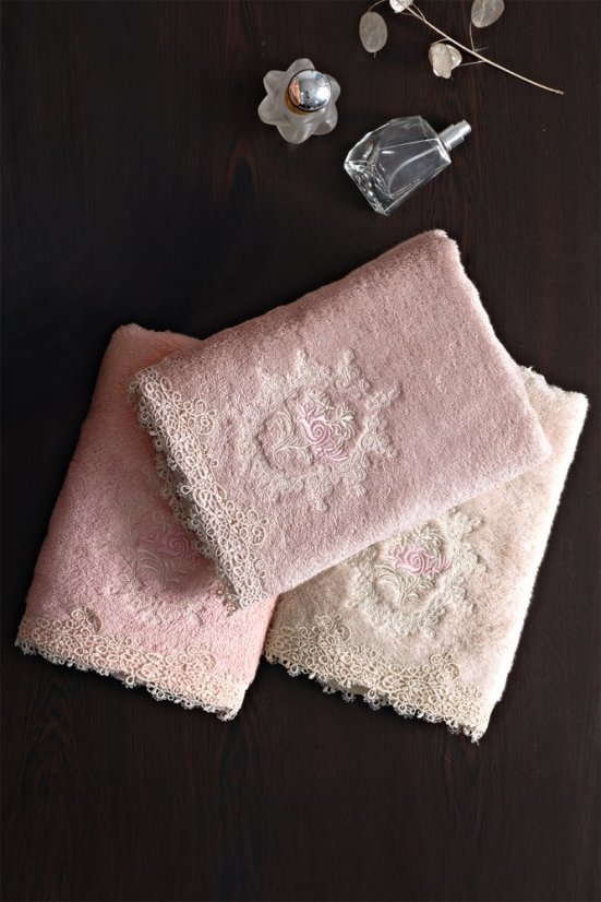 Uterák DESTAN s cipkou 50x100 cm