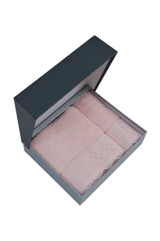 Set cadou prosop și prosop de corp FREYA, 2 buc - Culoare: Alb crem / Ecru