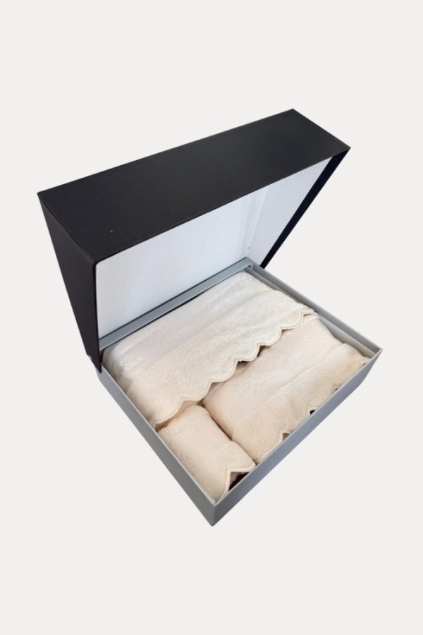 Set cadou prosoape și prosoape de corp LORA, 3 buc