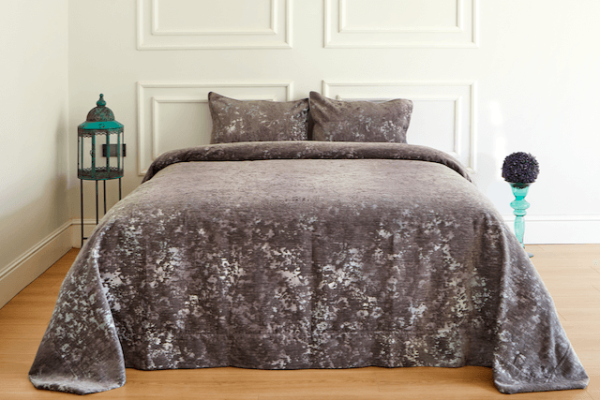 Set cuvertură cu perne AVENA în cutie cadou