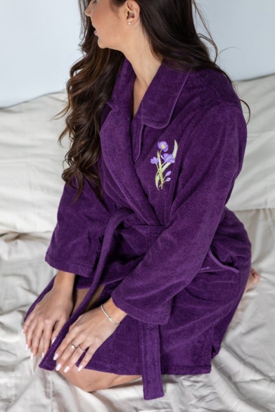 Kurzer Damenbademantel LILLY in einer Geschenkverpackung + Handtuch