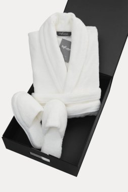 Unisex peldmētelis MICRO COTTON dāvanu kastē ar čībām