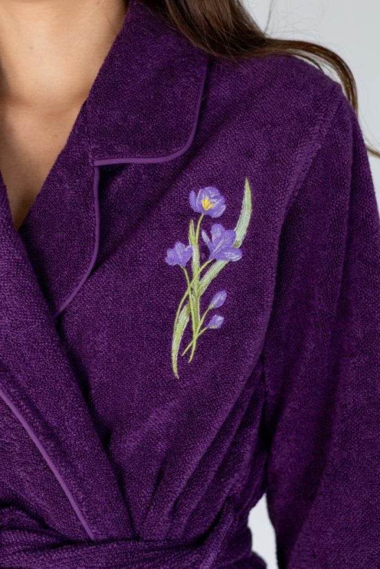 Kurzer Damenbademantel LILLY in einer Geschenkverpackung + Handtuch