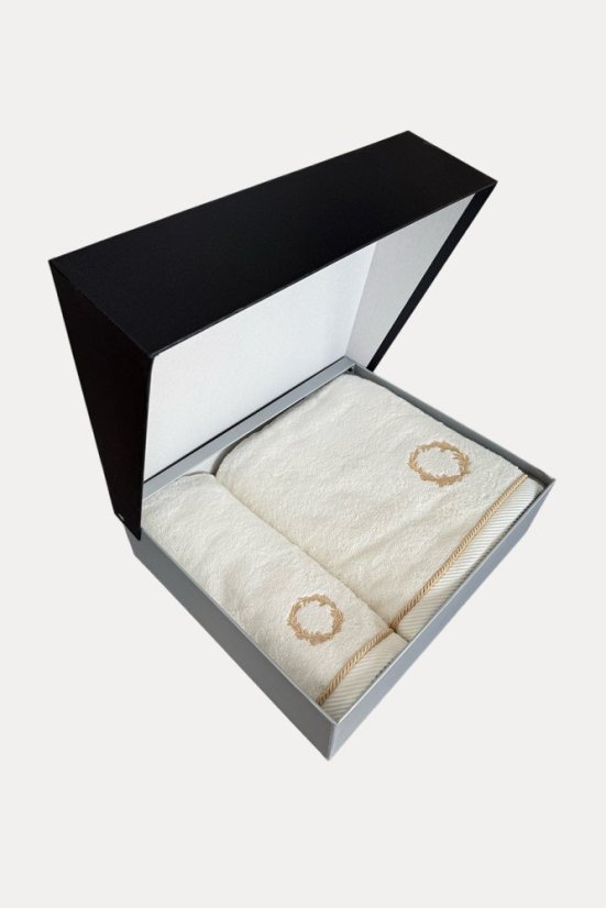 SEHZADE törölközőkből és fürdőlepedőkből álló ajándékcsomag, 2 db - Szín: Vaj szín - arany hímzés / Gold embroidery
