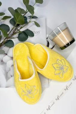 Papuci pentru femei LILIUM