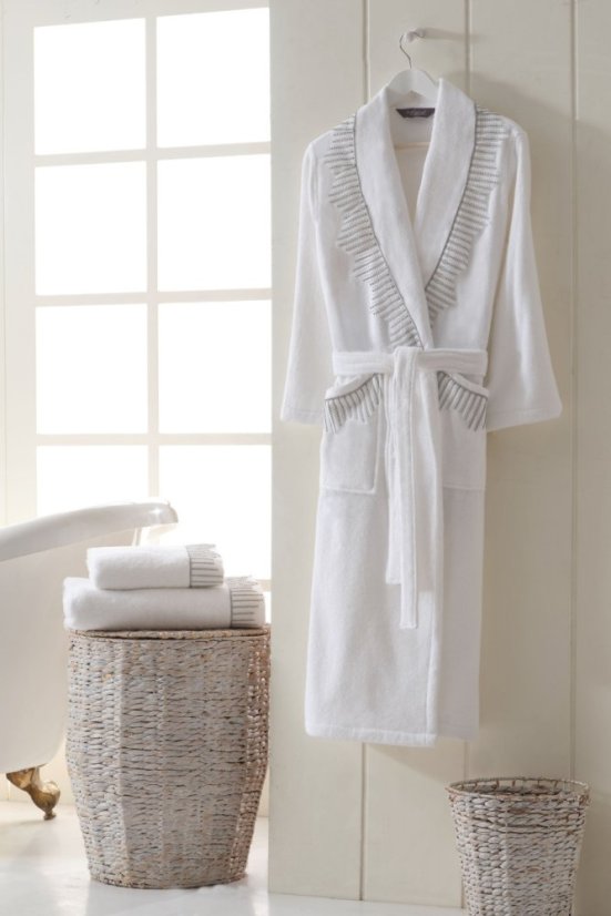 Damski elegancki szlafrok NOVA w ozdobnym opakowaniu