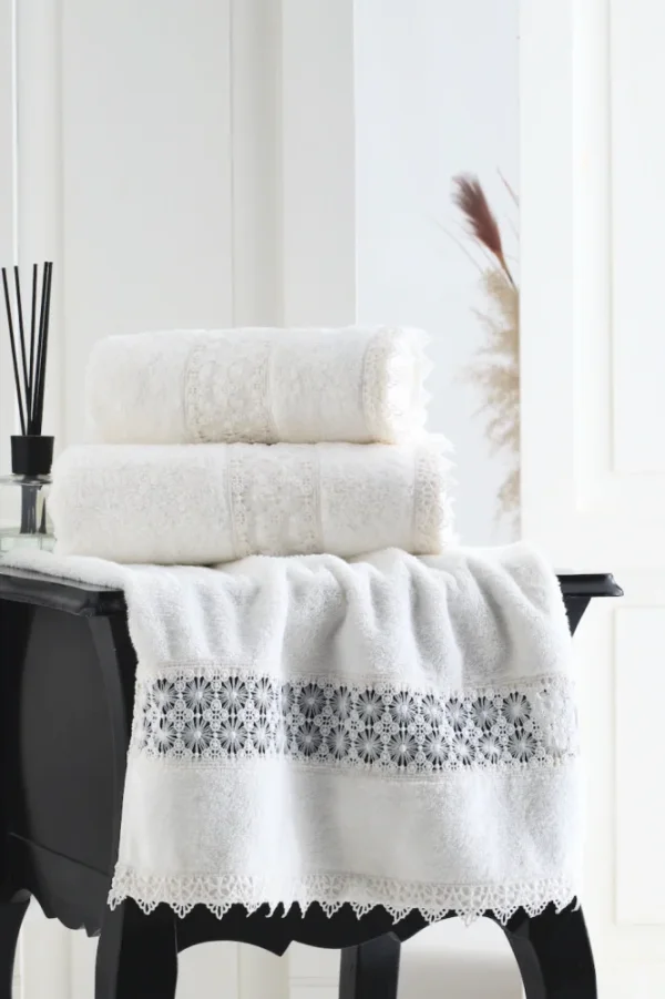 Prosop DEMET cu dantela 50x100cm