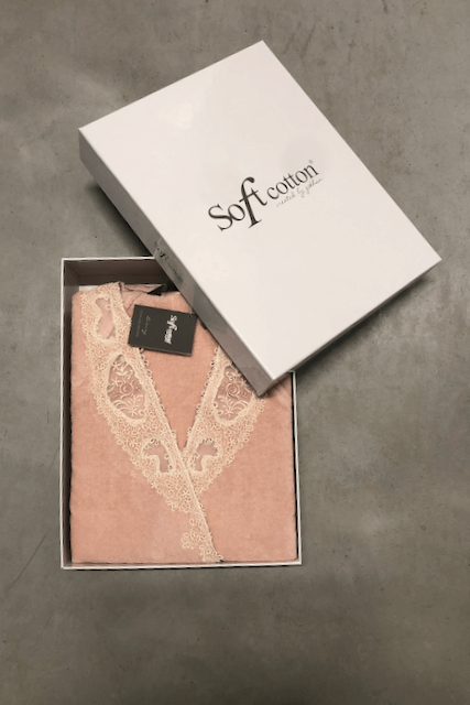 Eleganter Damenbademantel DESTAN in Geschenkverpackung - Größe: S, Farbe: Altrosa / Dusty rose