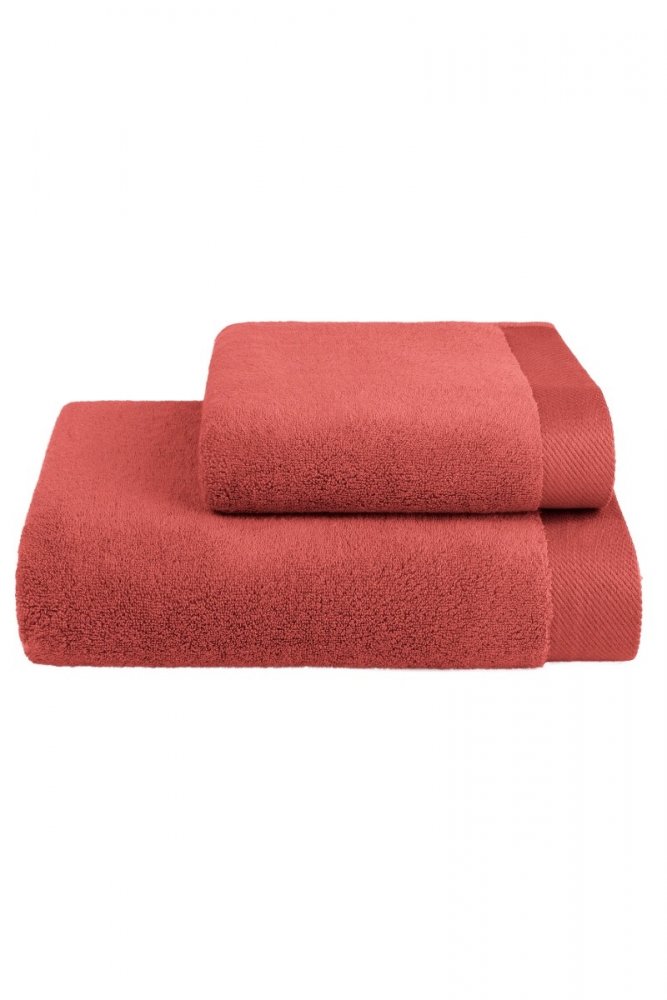 Soft Cotton Malý uterák MICRO COTTON 32x50 cm. Malý froté uterák MICRO COTTON 32x50 cm z micro bavlny je zárukou najvyššej kvality. Vlákna majú vyššiu absorpciu a udržujú farebnú stálosť. Terakota
