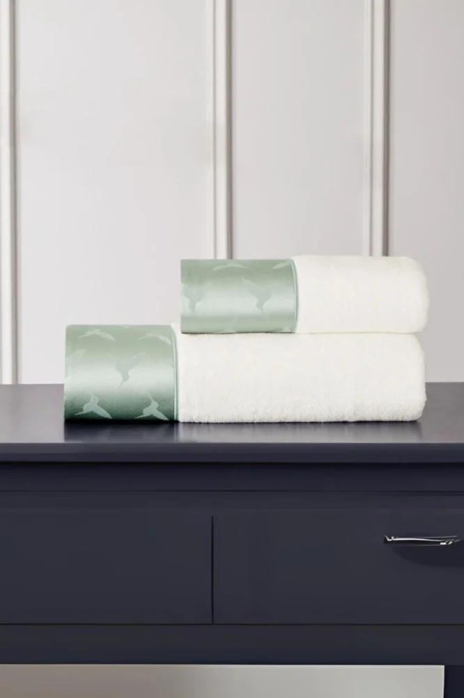 Set prosop și prosop de corp COLIBRI, 2 buc Alb – Broderie mentă Set